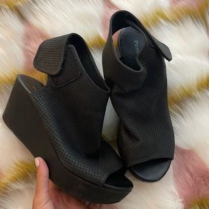 Pierre Dumas wedges!